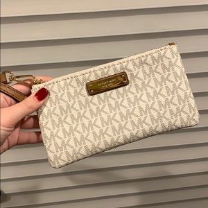 Michael Kors Wristlet
